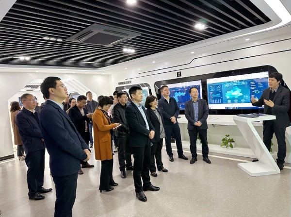 ����ʡ������������ί����ǡ��س����»���һ��ݰ��97�����߷õ���