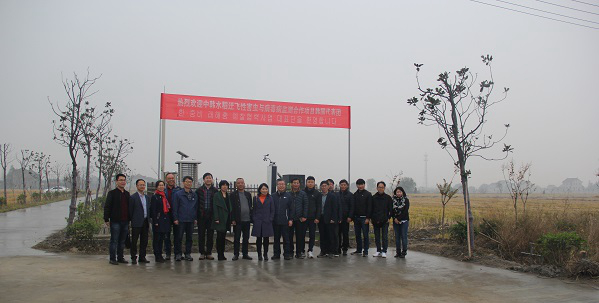 97���ʸ���˾�����񻪣������Ϊ������һ����ϸ������ˮ�����溦��ɫ����װ��