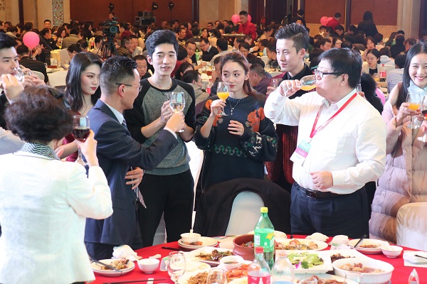 ������֯������������������ǣ