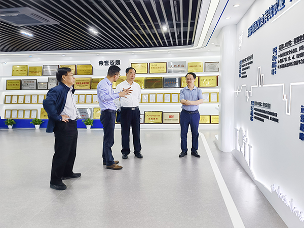 �й�ũҵ�����ƹ�Э��᳤�����������鳤������ݰ��97���ʿ�������