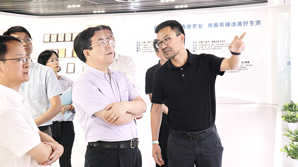 Ӧ������һ������97����������ũչ��