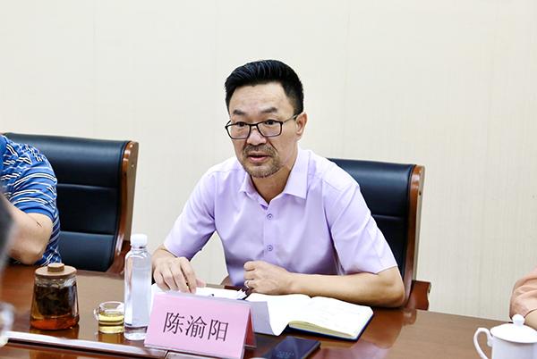 ���³�������